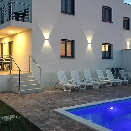Pet Friendly In With Kitchen Διαμέρισμα
